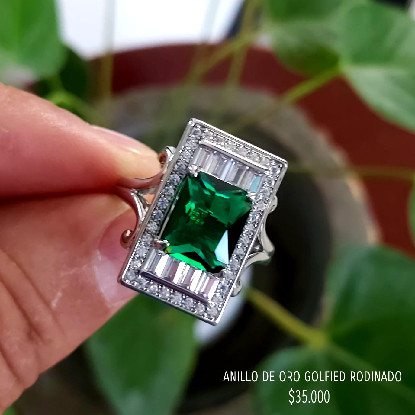 Anillo de oro golfield rodinado