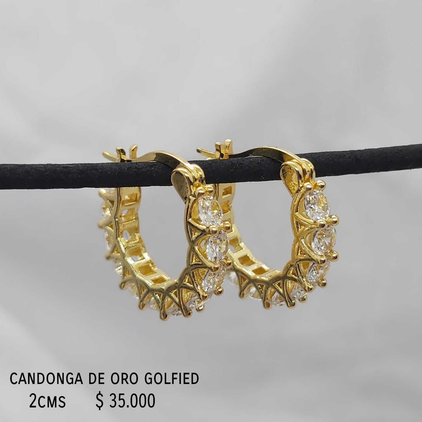 Aretes de oro golfield (2cms)