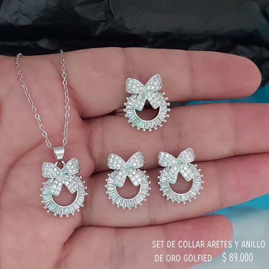 Set de collar aretes y anillo de oro golfield