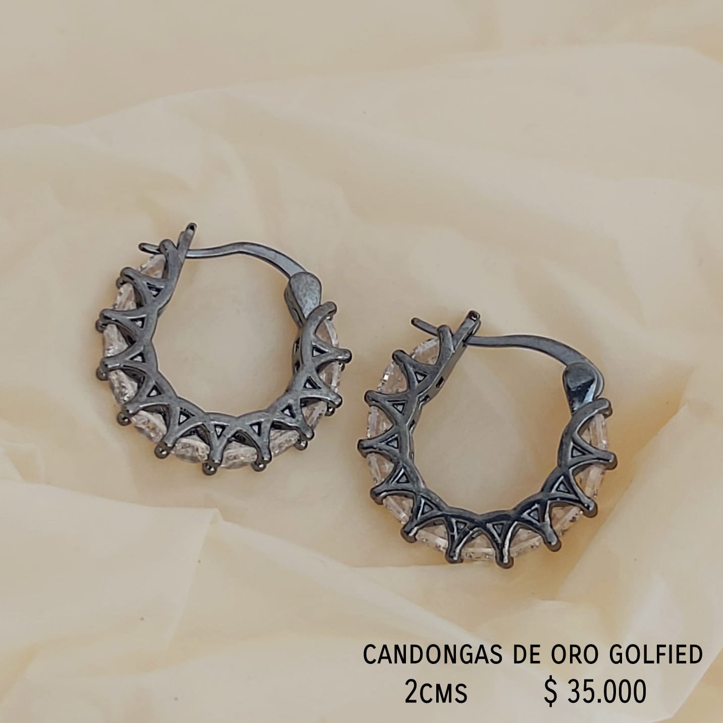 Aretes de oro golfield (2cms)