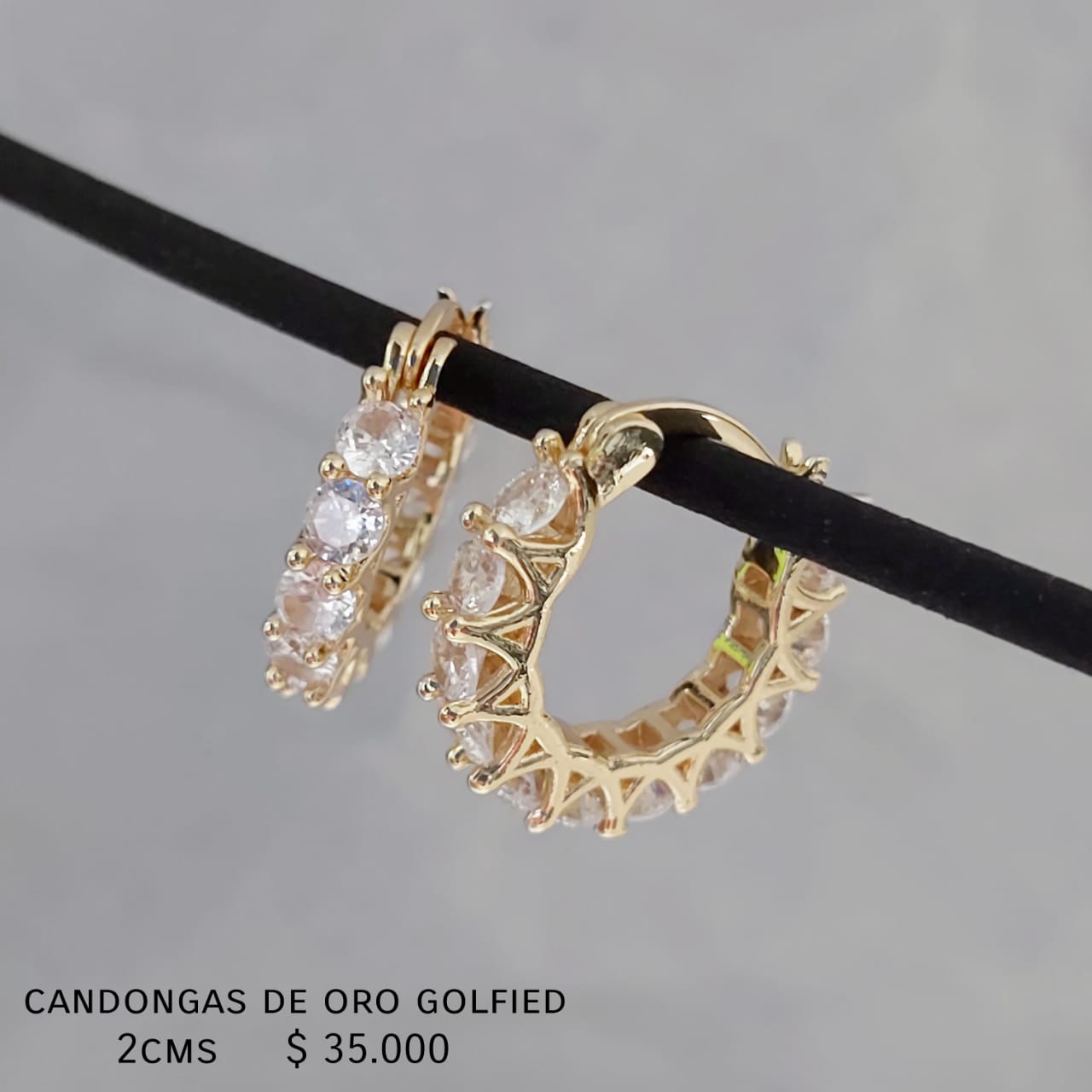 Aretes de oro golfield (2cms)