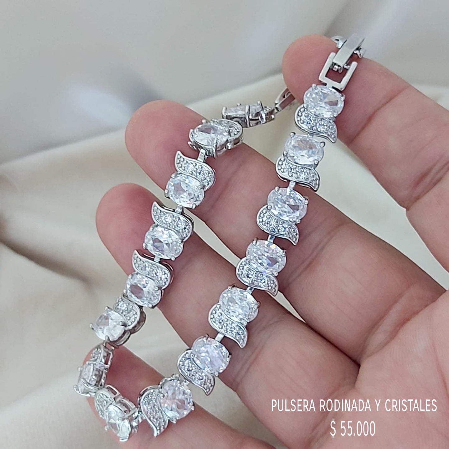 Pulsera y cristales rodinada