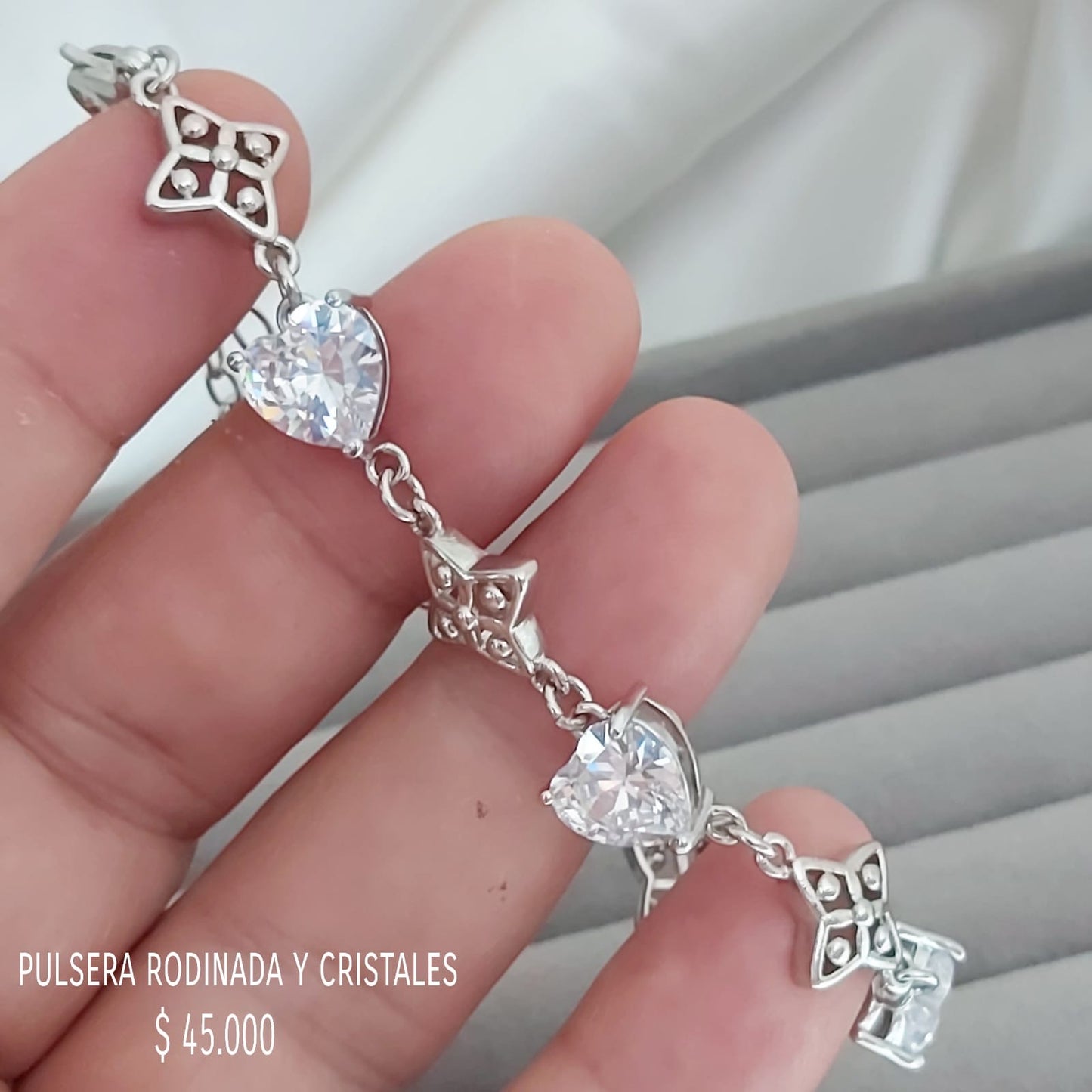 Pulsera y cristales rodinada