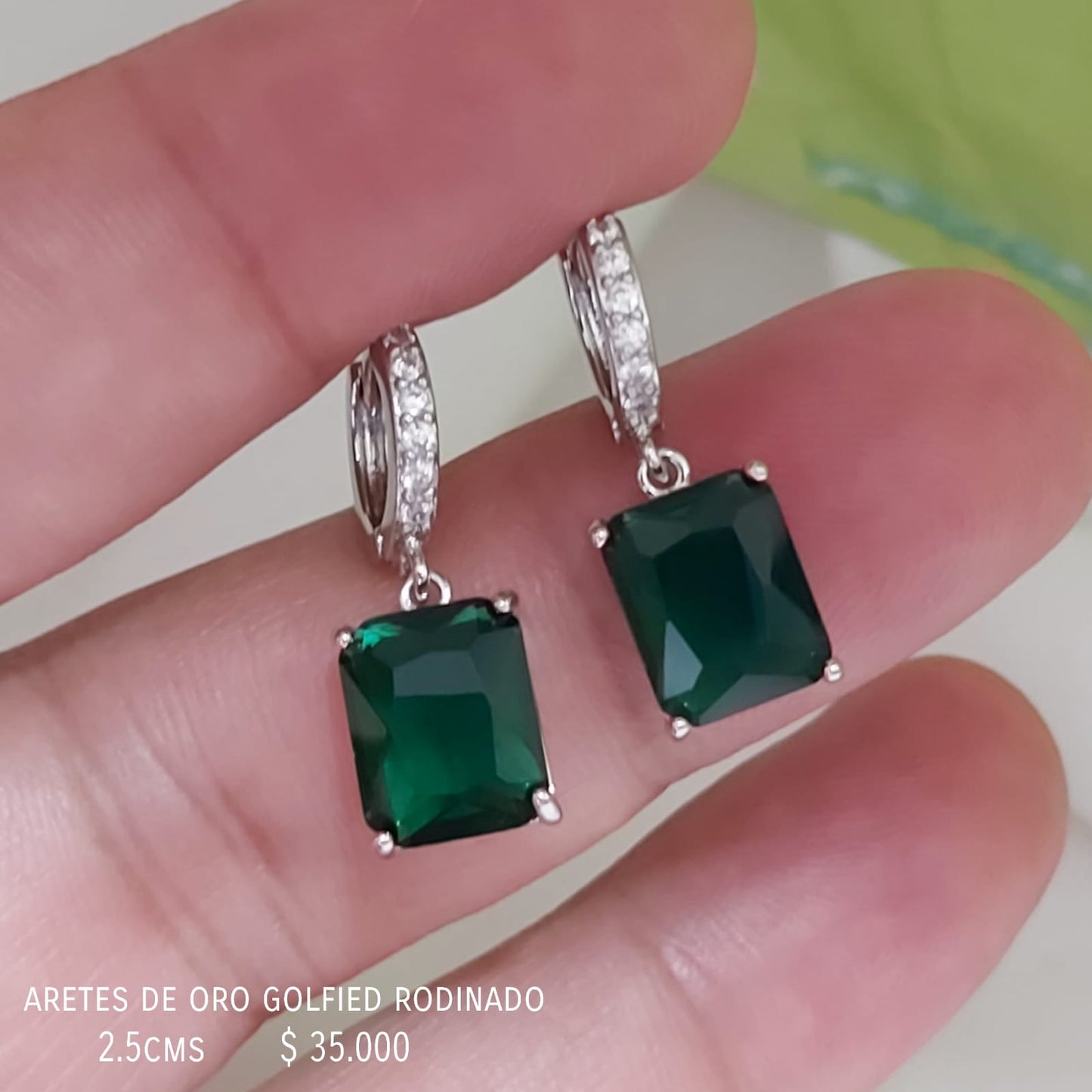 Aretes de oro golfield rodinado