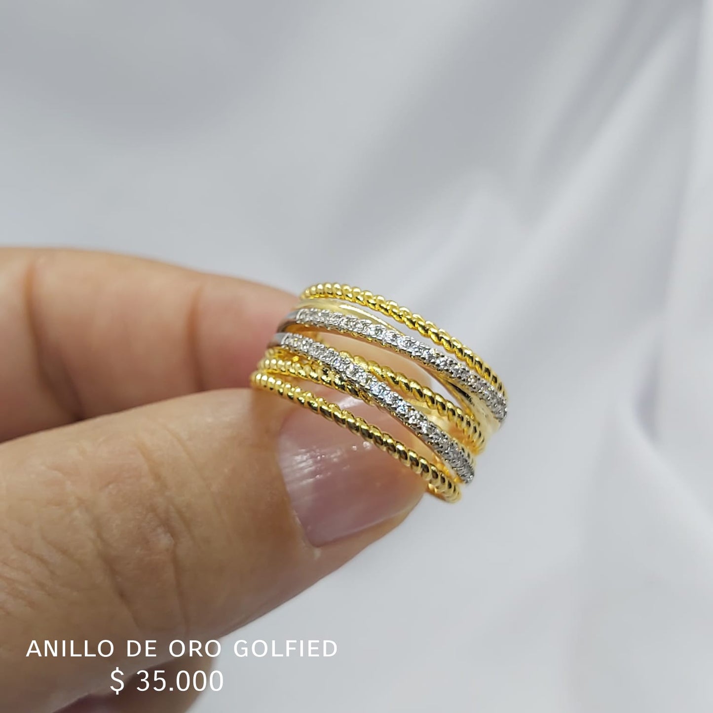 Anillo de oro golfield