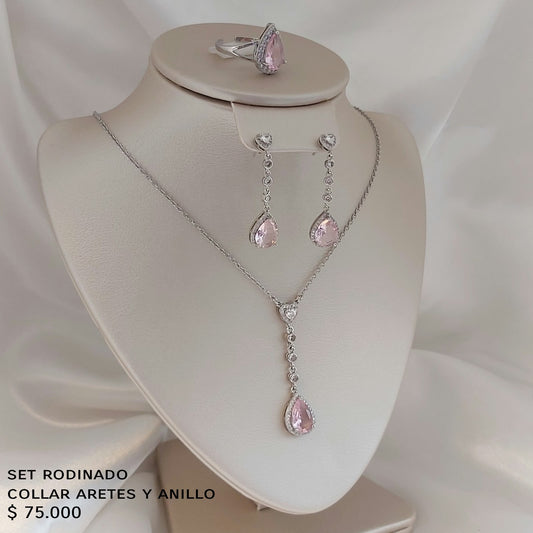 Set de collar aretes y anillo de oro golfield