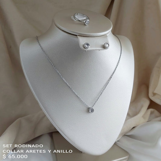 Set de collar anillo y aretes de oro golfield