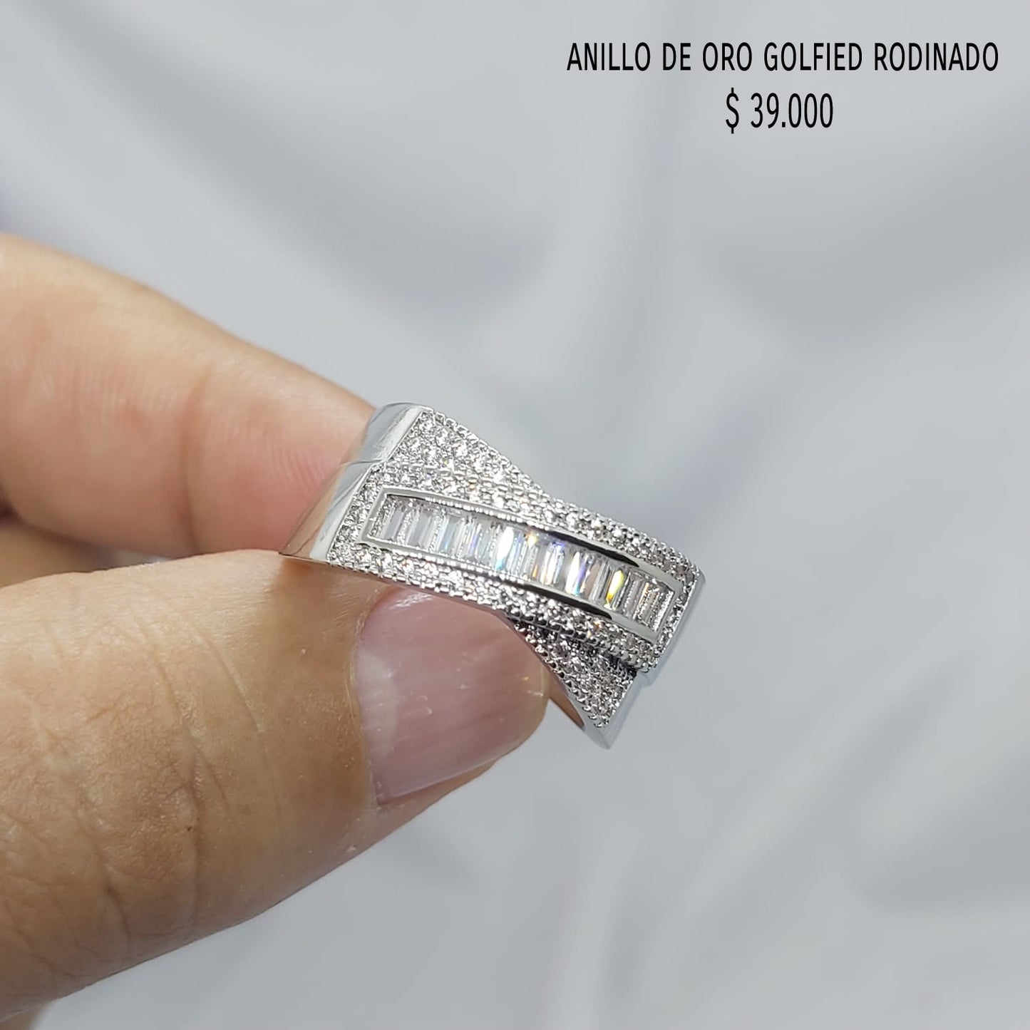 Anillo de oro golfield rodinado