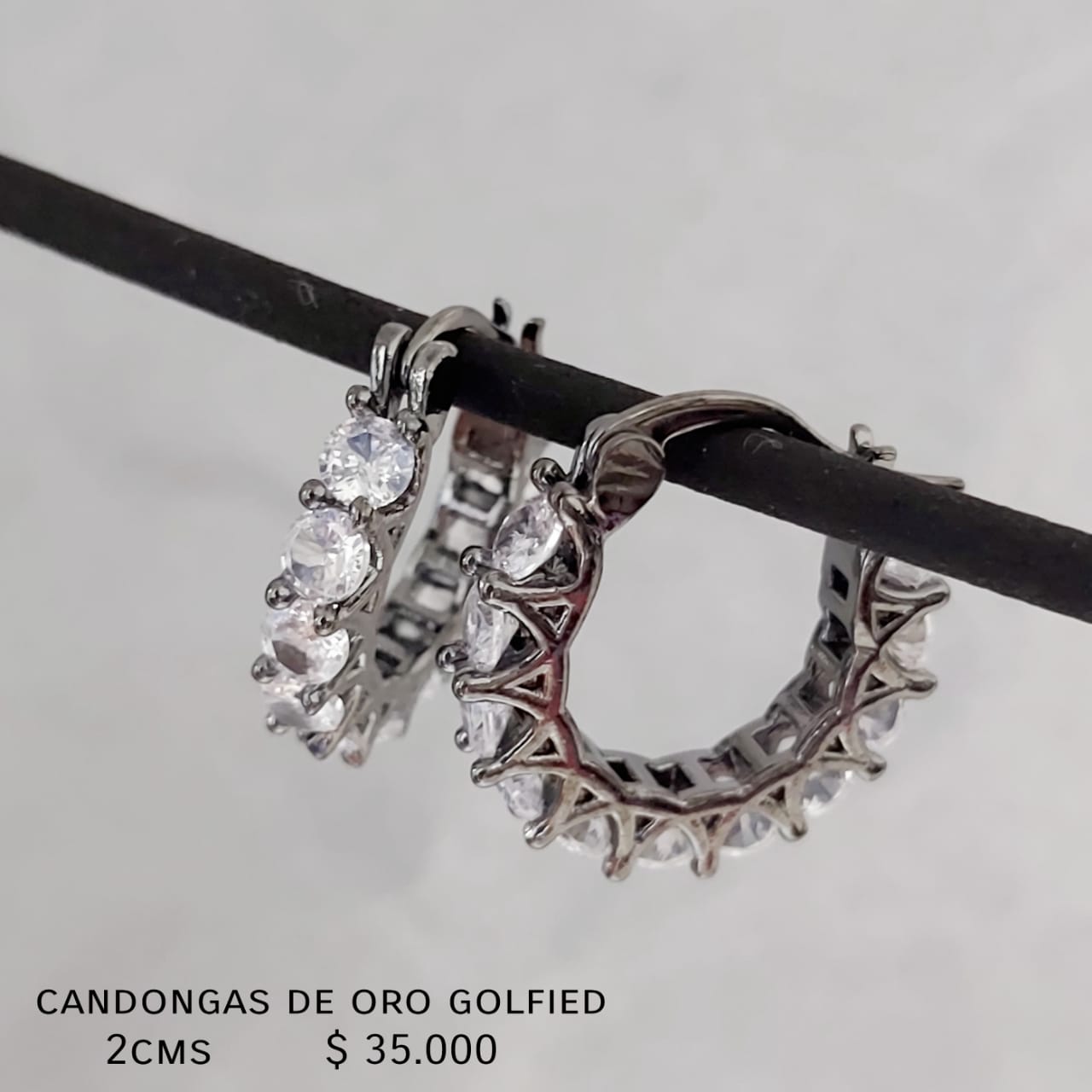 Aretes de oro golfield (2cms)
