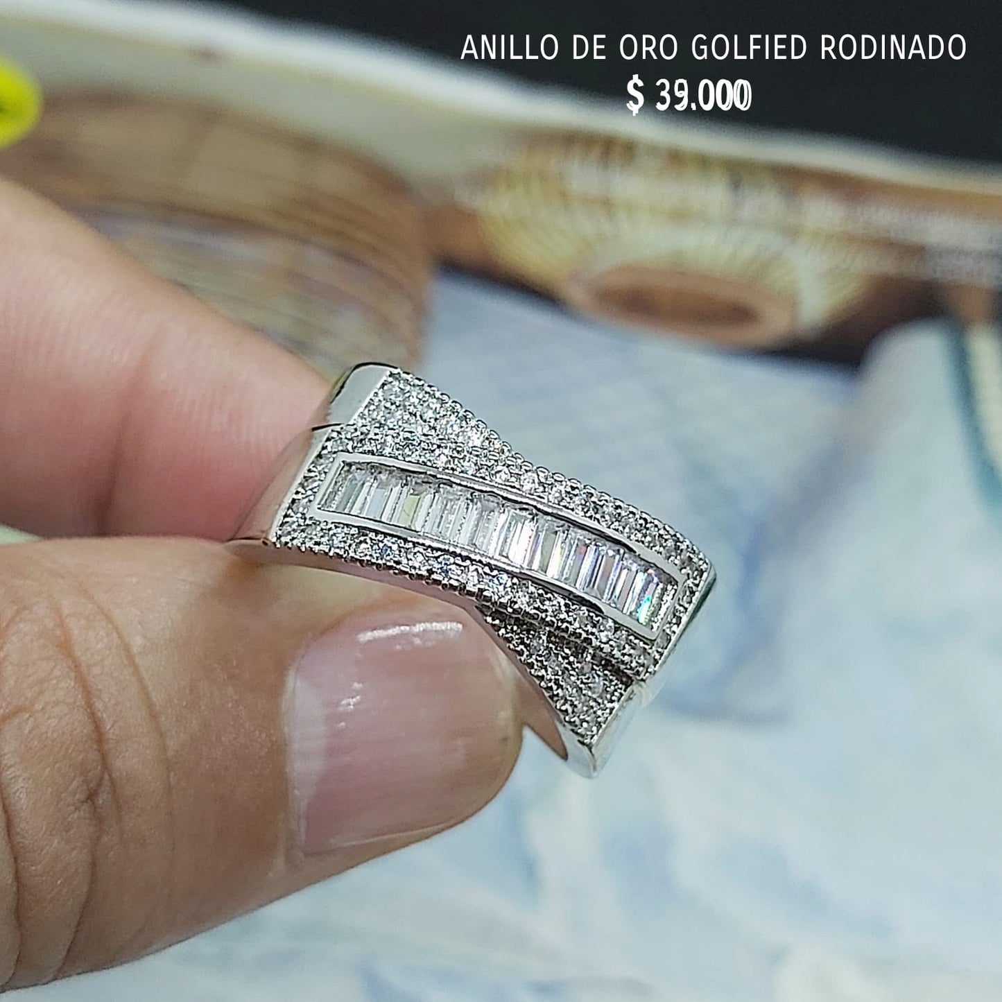 Anillo de oro golfield rodinado