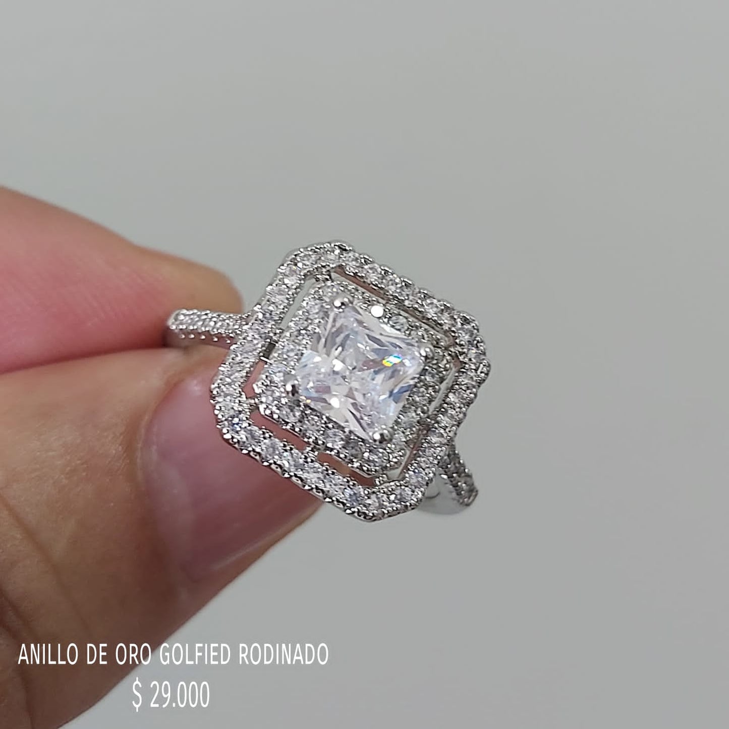 Anillo de oro golfield rodinado