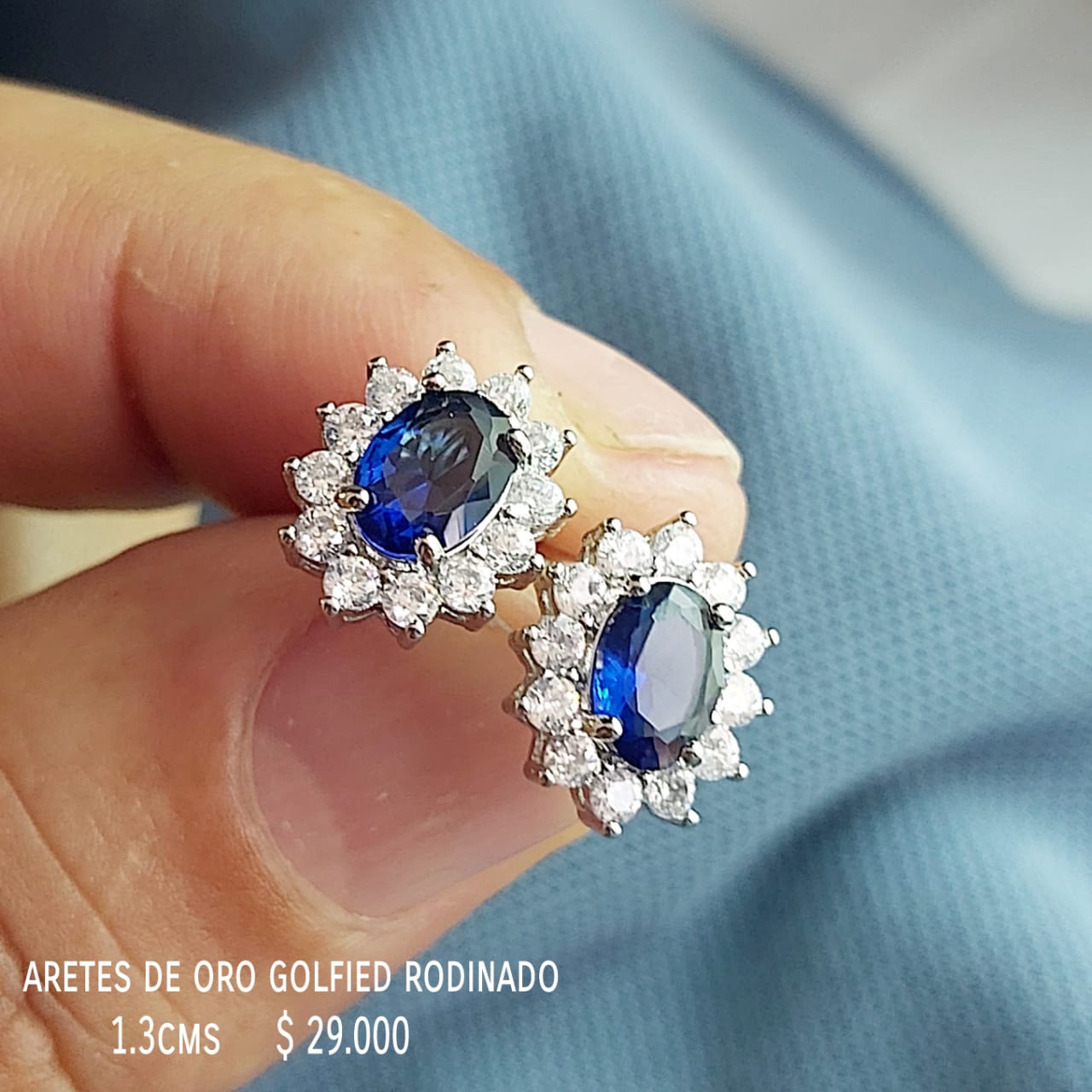 Aretes de oro golfield rodinado