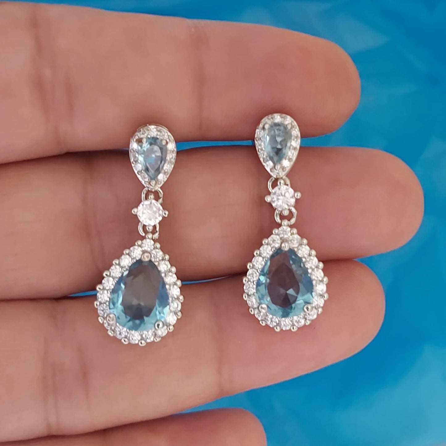 Set de collar aretes y anillo de oro golfield